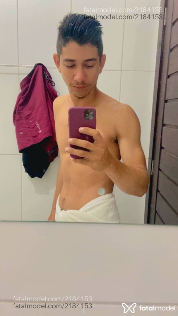 Acompanhante homem com cabelo castanho de olhos castanhos em Sinop - Vini Viana