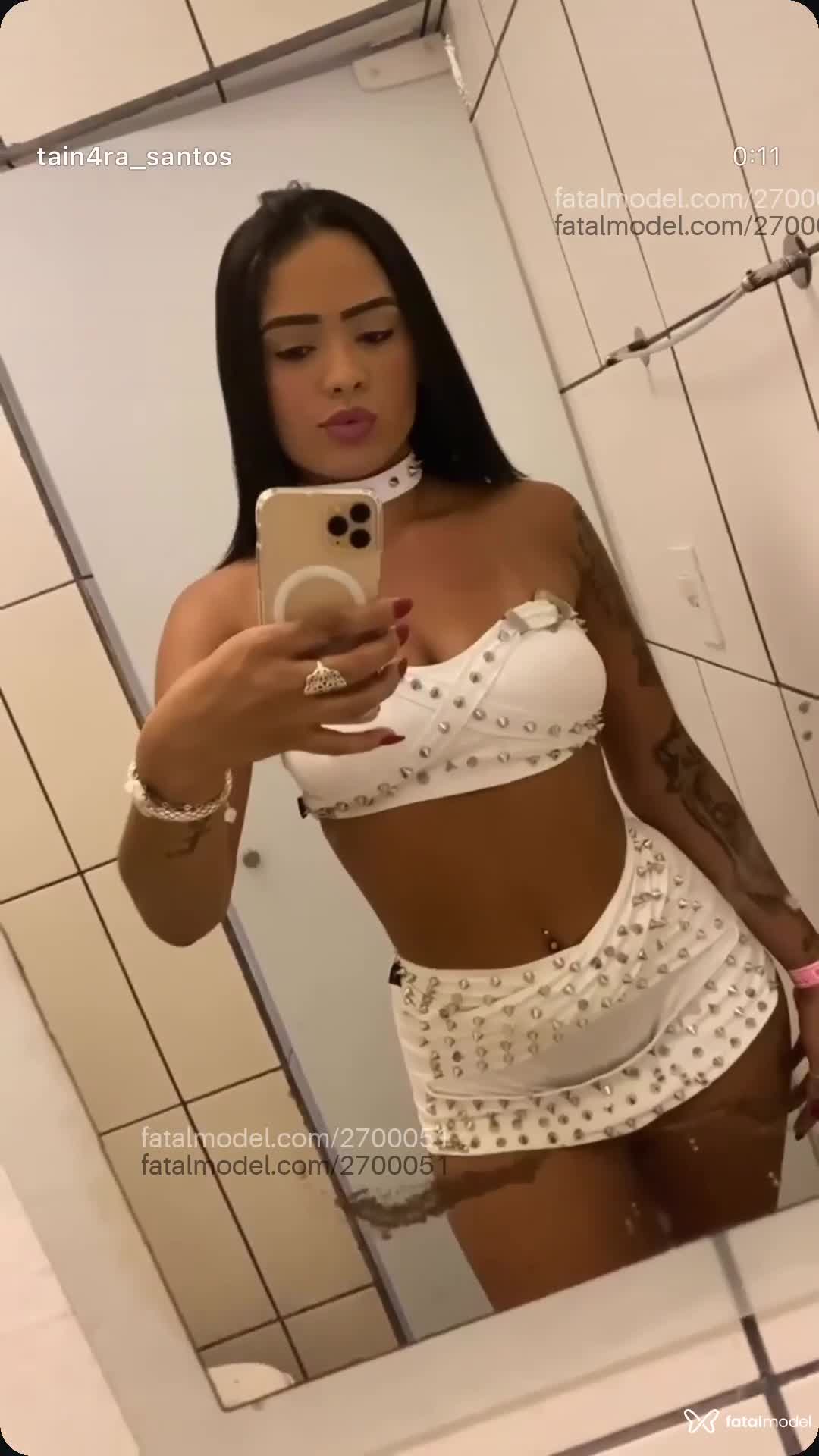 Acompanhante mulher morena (o) de olhos mel em Sorocaba Acompanhante mulher morena (o) de olhos mel em Sorocaba - Julia