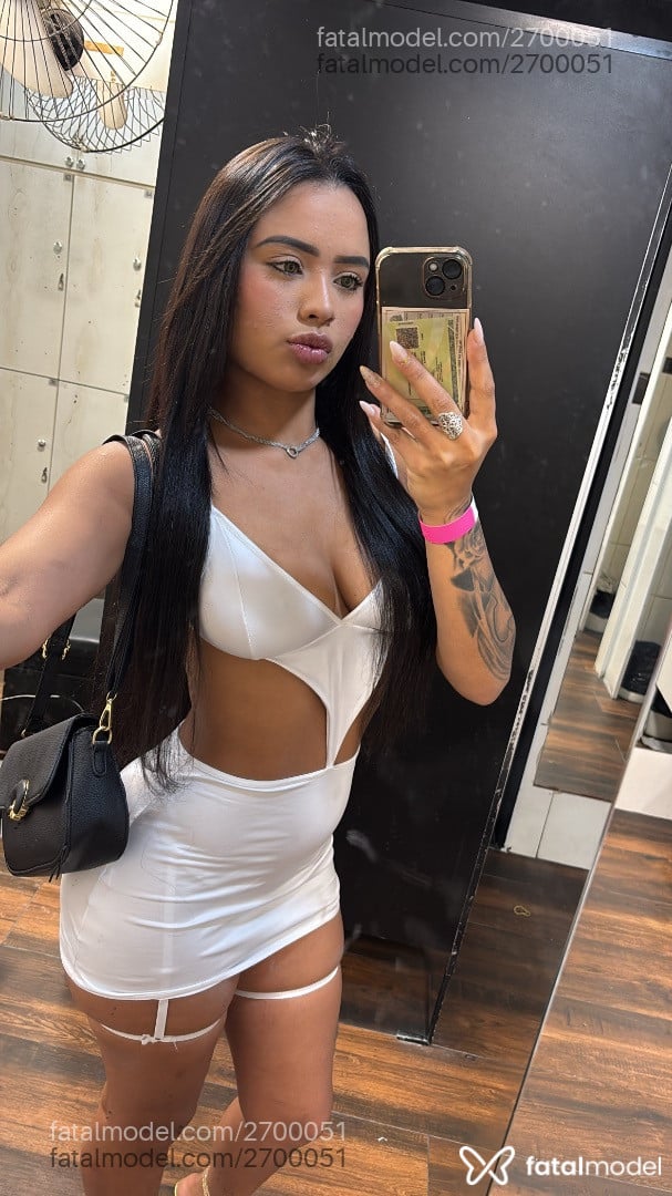 Acompanhante mulher morena (o) de olhos mel em Sorocaba Acompanhante mulher morena (o) de olhos mel em Sorocaba - Julia