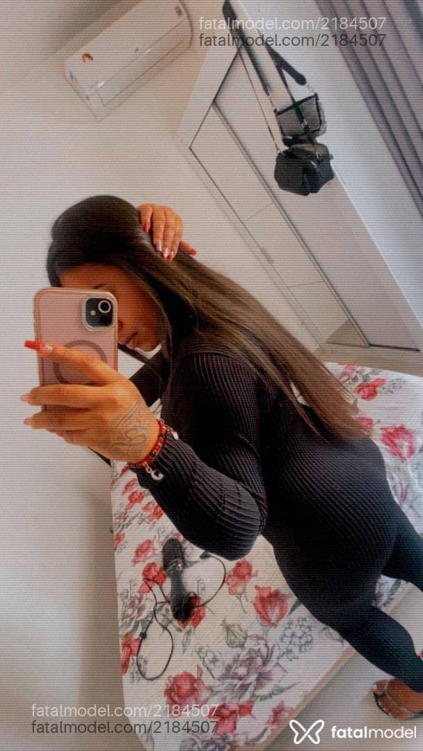 Acompanhante mulher morena (o) de olhos pretos em São José dos Campos - Agatha Ferraz