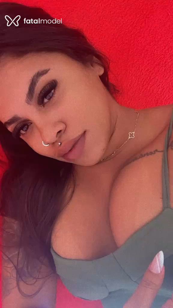 Acompanhante mulher morena (o) de olhos pretos - Agatha Ferraz