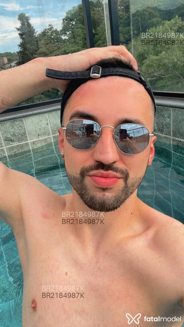 Acompanhante homem com cabelo castanho de olhos castanhos em Florianópolis - Wesley