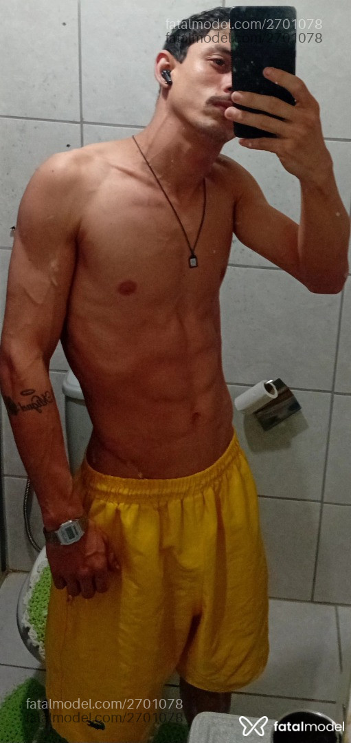 Acompanhante homem com cabelo castanho de olhos castanhos em Linhares - Dgmagrin