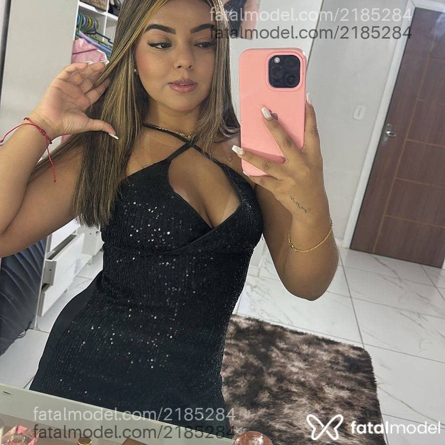 Acompanhante mulher loira (o) de olhos castanhos em Porto Velho - Rafaelle