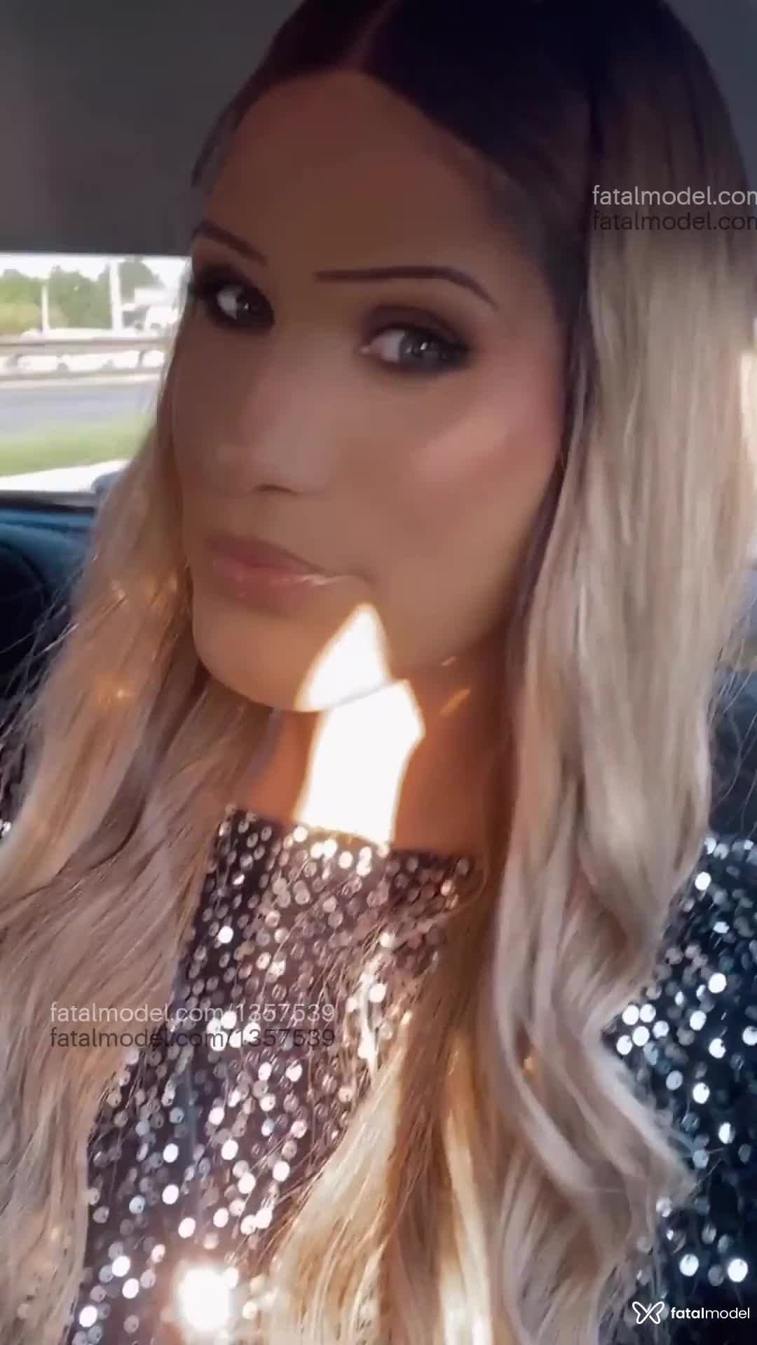 Acompanhante travesti com cabelo castanho de olhos verdes em Sapiranga Acompanhante travesti com cabelo castanho de olhos verdes em Sapiranga - Bruna Holl