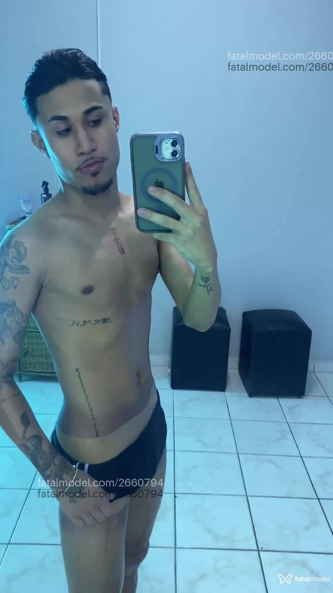 Acompanhante homem morena (o) de olhos pretos em São Paulo Acompanhante homem morena (o) de olhos pretos em São Paulo - Miguel Tercini