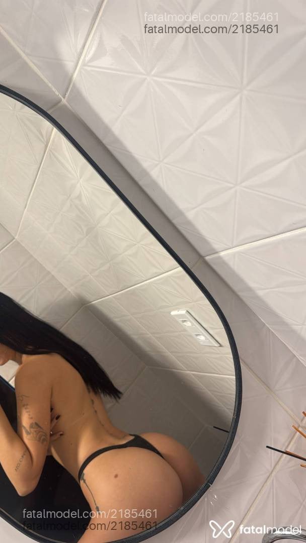 Acompanhante mulher morena (o) de olhos castanhos - Jess