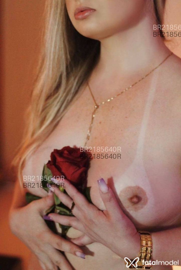 Acompanhante mulher loira (o) de olhos castanhos em Fortaleza - Melissa Mello