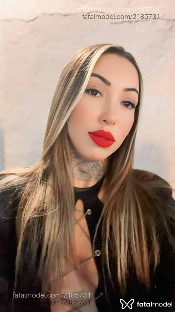 Acompanhante mulher loira (o) de olhos castanhos em Ubá - Rilany