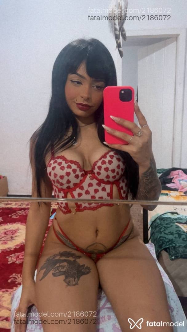 Acompanhante mulher com cabelo castanho de olhos castanhos - Sarah Bratz