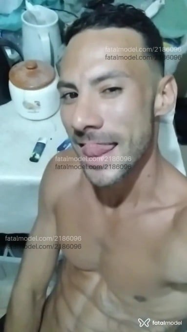 Acompanhante homem morena (o) de olhos castanhos em Rio de Janeiro - Dickpink