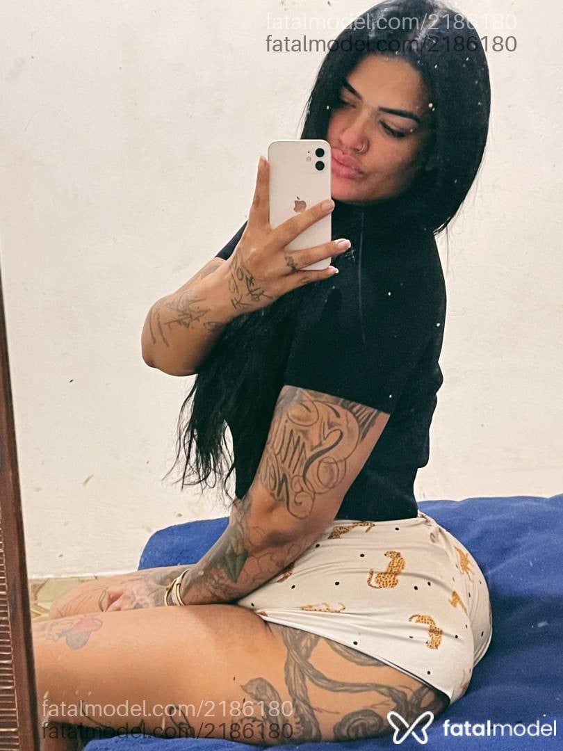 Acompanhante mulher com cabelo castanho de olhos castanhos - Bianca Bittencourt