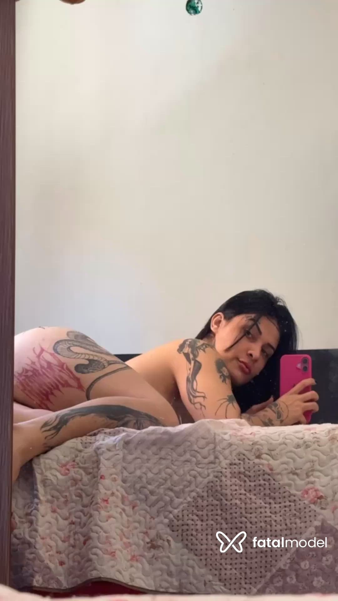 Acompanhante mulher trans morena (o) de olhos castanhos - Lorrannynifetinha