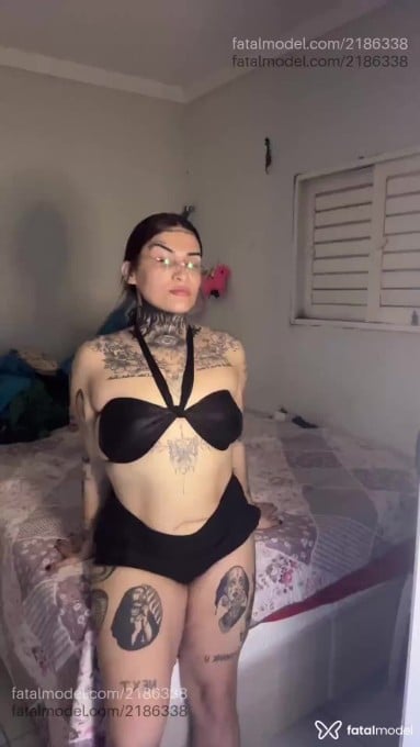 Acompanhante mulher trans morena (o) de olhos castanhos em Virtual - Lorrannynifetinha