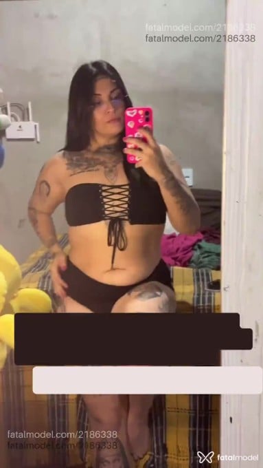 Acompanhante mulher trans morena (o) de olhos castanhos em Virtual - Lorrannynifetinha