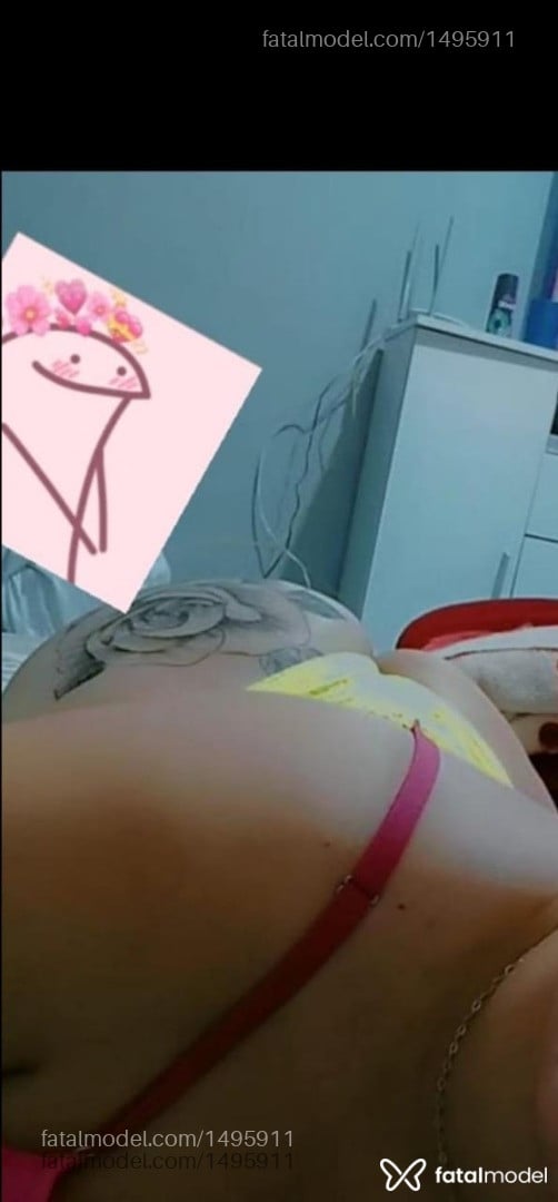 Acompanhante mulher com cabelo castanho de olhos castanhos em Porto Alegre - Zulaa
