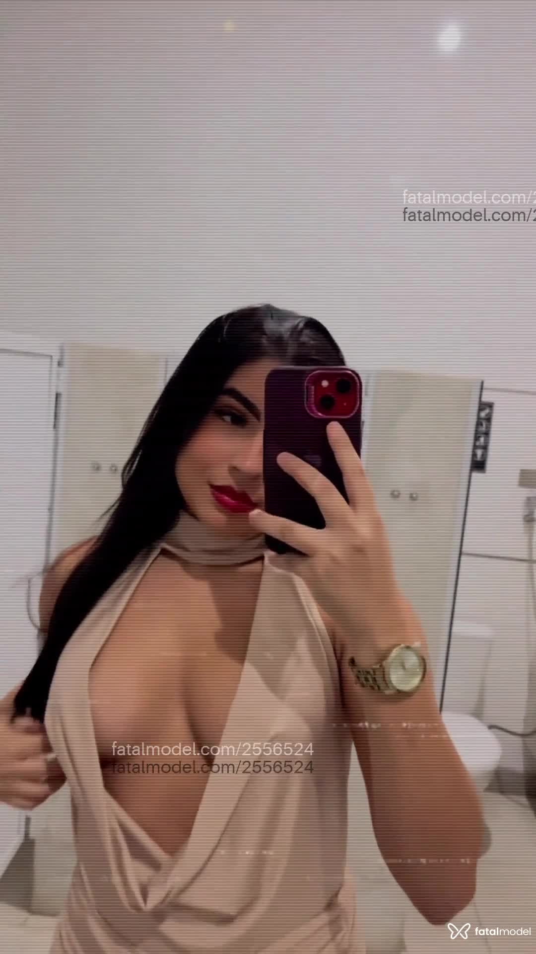 Acompanhante mulher morena (o) de olhos pretos em Vila Velha - Julia Giubert