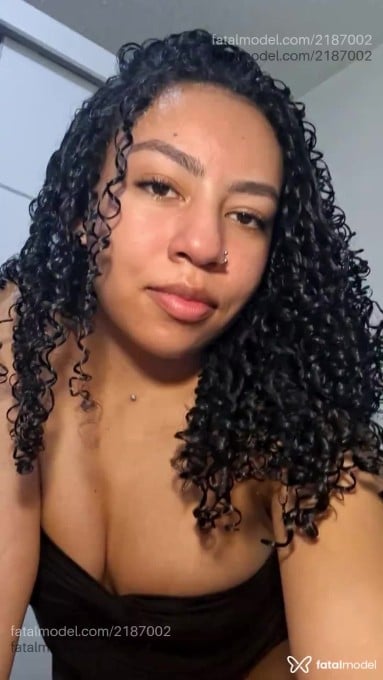 Acompanhante mulher morena (o) de olhos castanhos em São Paulo - Lara