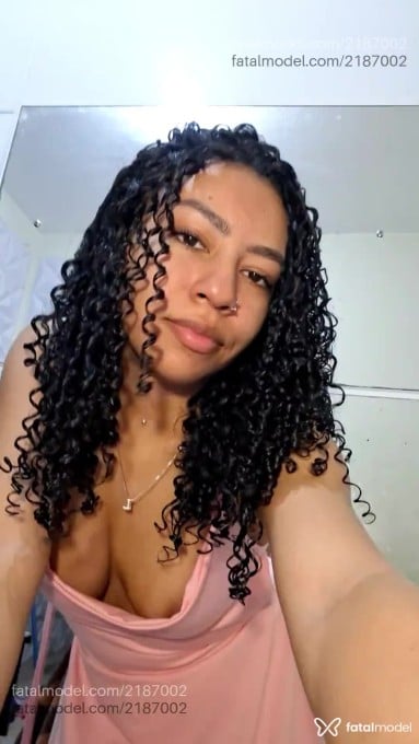 Acompanhante mulher morena (o) de olhos castanhos em São Paulo - Lara