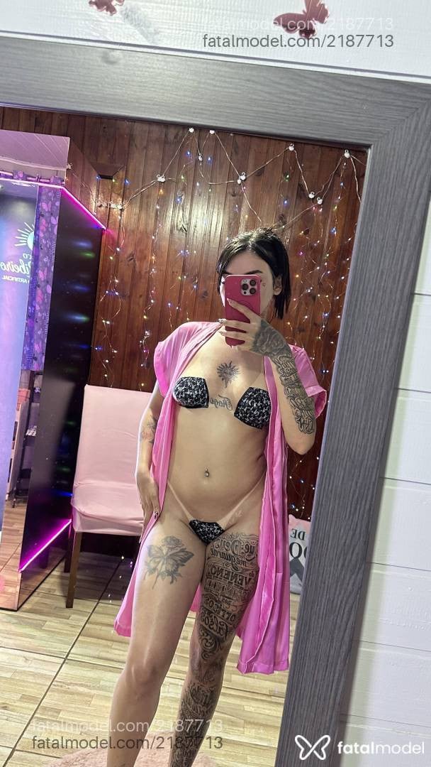 Acompanhante mulher morena (o) de olhos castanhos - Ayumi