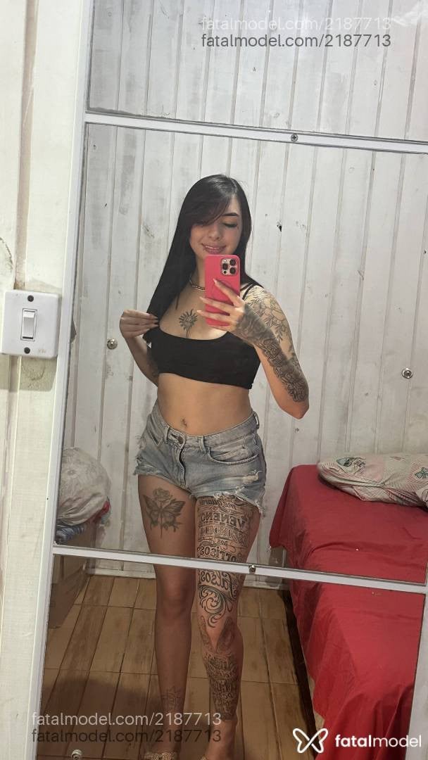 Acompanhante mulher morena (o) de olhos castanhos - Ayumi