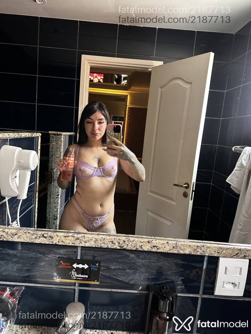 Acompanhante mulher morena (o) de olhos castanhos - Ayumi