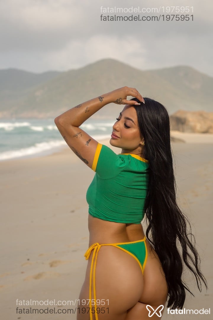 Acompanhante mulher morena (o) de olhos castanhos - Beatriz Rodrigues