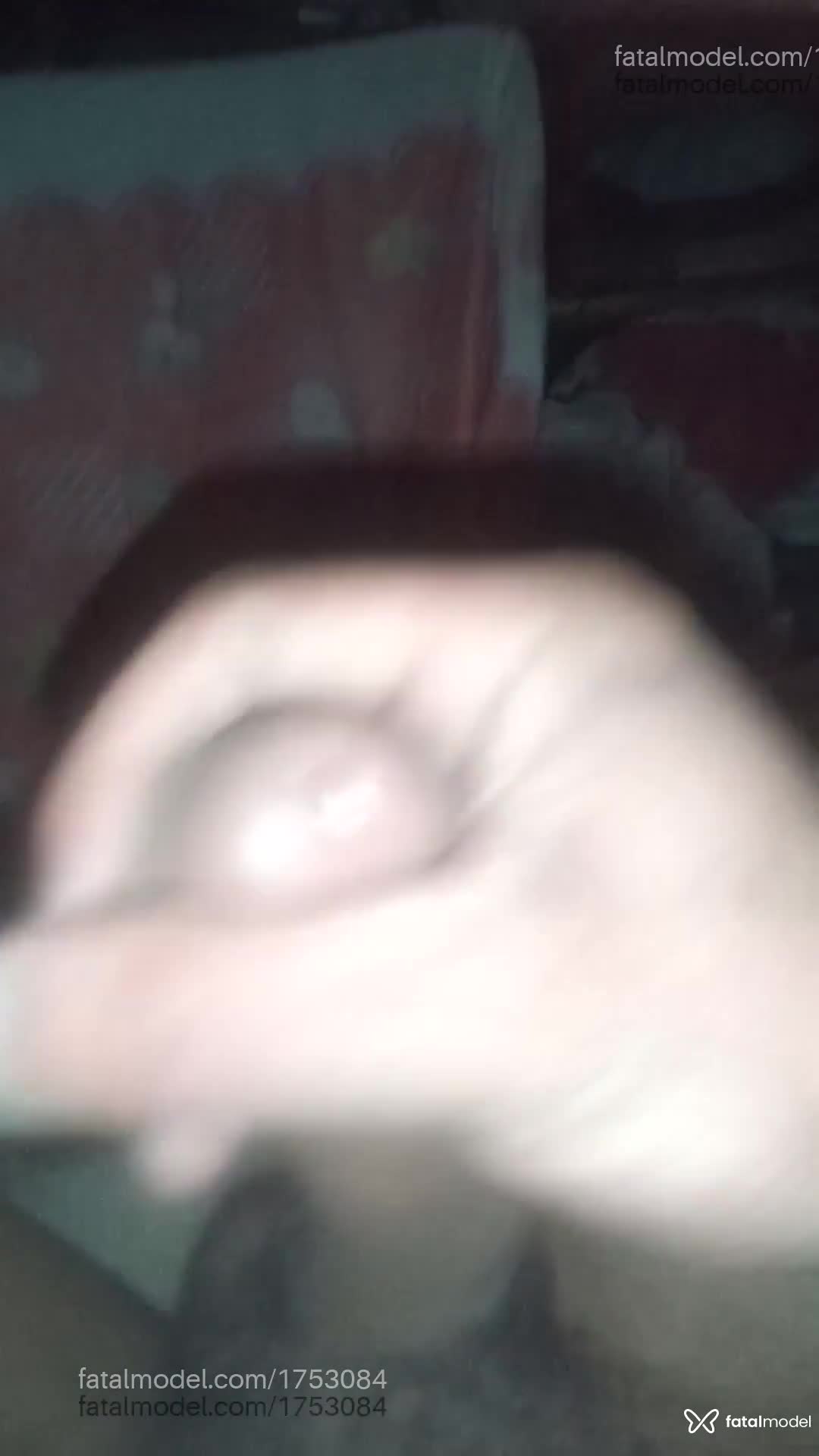 Acompanhante homem com cabelo castanho de olhos castanhos em Ilhabela - Cremoso
