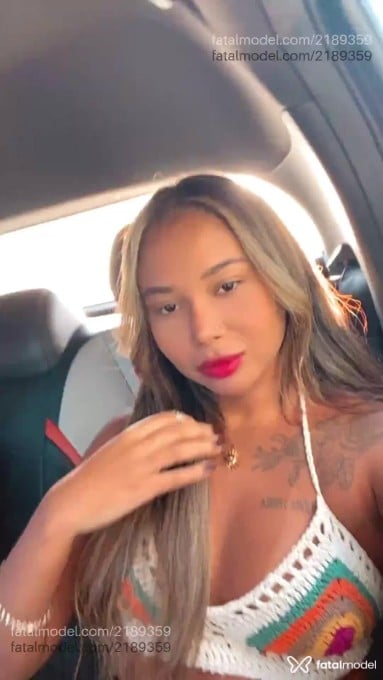 Acompanhante mulher loira (o) de olhos castanhos em Porto Seguro - Lara Tavares