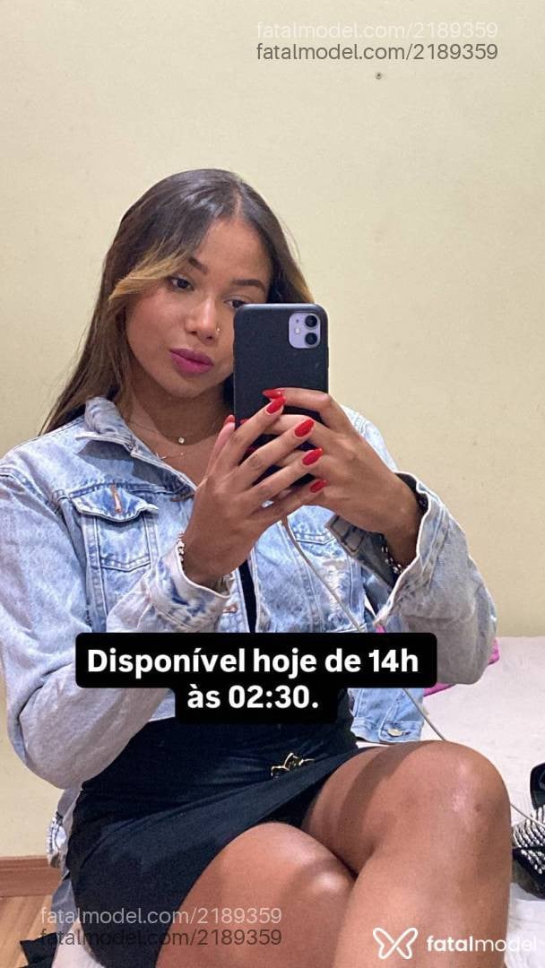Acompanhante mulher loira (o) de olhos castanhos em Teixeira de Freitas - Lara Tavares