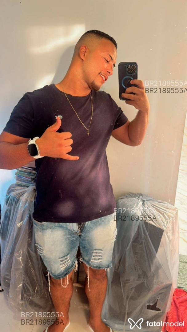 Acompanhante homem morena (o) de olhos mel em Rio de Janeiro Acompanhante homem morena (o) de olhos mel em Rio de Janeiro - Gugaramo