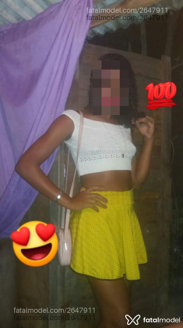 Acompanhante homem com cabelo grisalho de olhos pretos em Virtual - Lorran Santos Paix