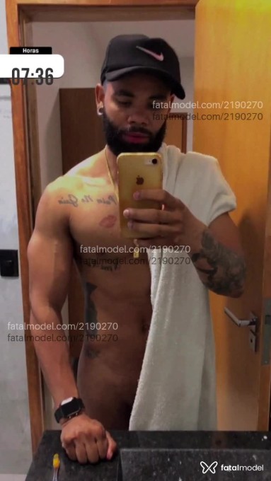 Acompanhante homem morena (o) de olhos pretos em Virtual Acompanhante homem morena (o) de olhos pretos em Virtual - Claudiney