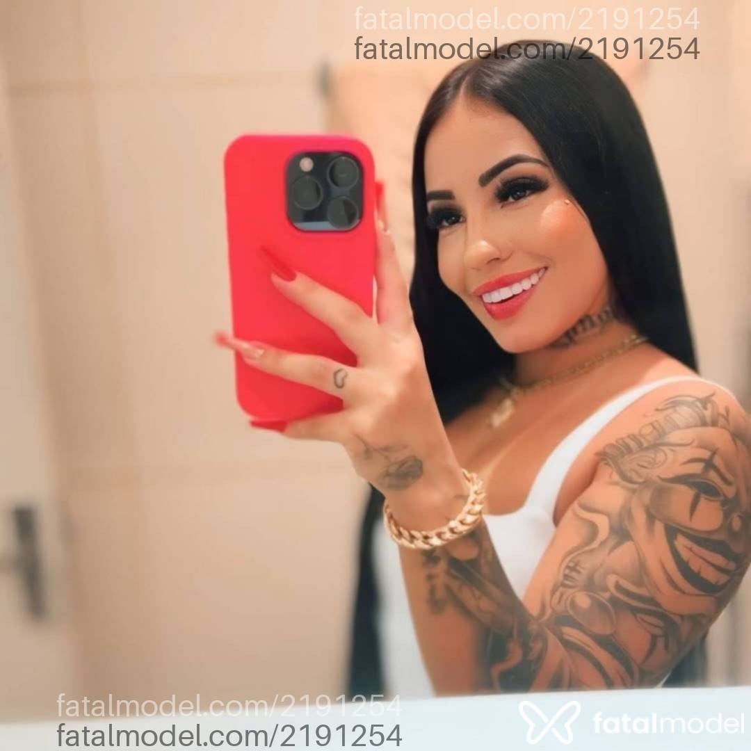 Acompanhante mulher morena (o) de olhos castanhos em Capão da Canoa - Pérola