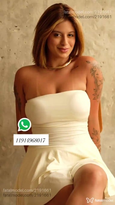 Acompanhante mulher com cabelo castanho de olhos castanhos em São Paulo - Emily Martins