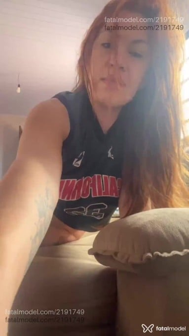 Acompanhante mulher ruiva (o) de olhos mel em Lins - Barbara Mori