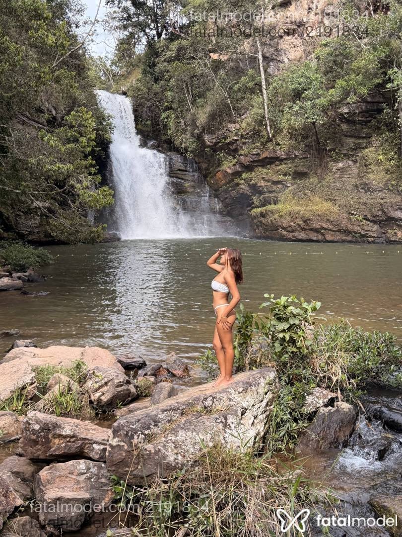 Acompanhante mulher morena (o) de olhos castanhos em Brasília - Anny