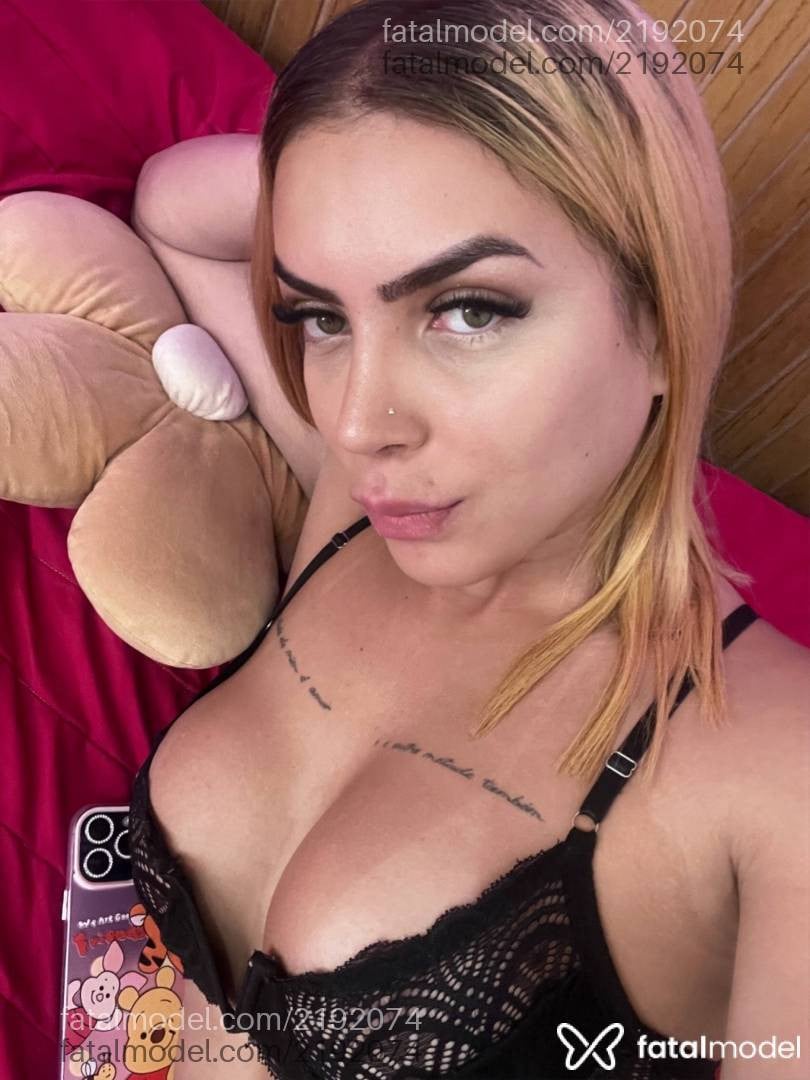 Acompanhante mulher trans loira (o) de olhos verdes em Belo Horizonte - Patiloira