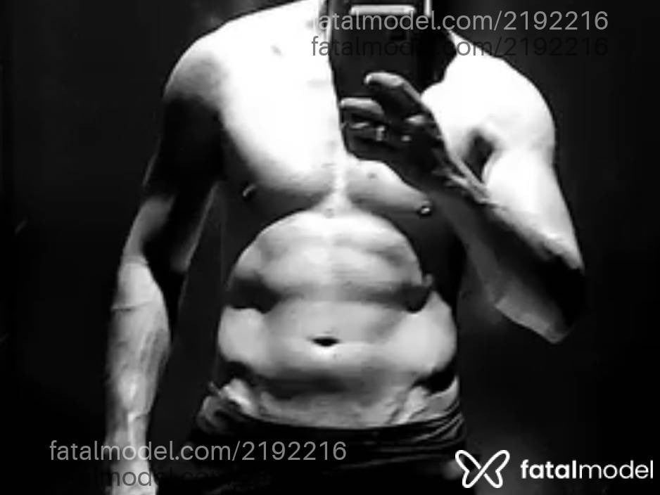 Acompanhante homem morena (o) de olhos pretos - Brian