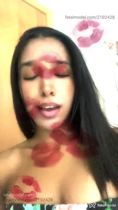 Acompanhante mulher com cabelo castanho de olhos pretos em São Paulo - Tay Coelho