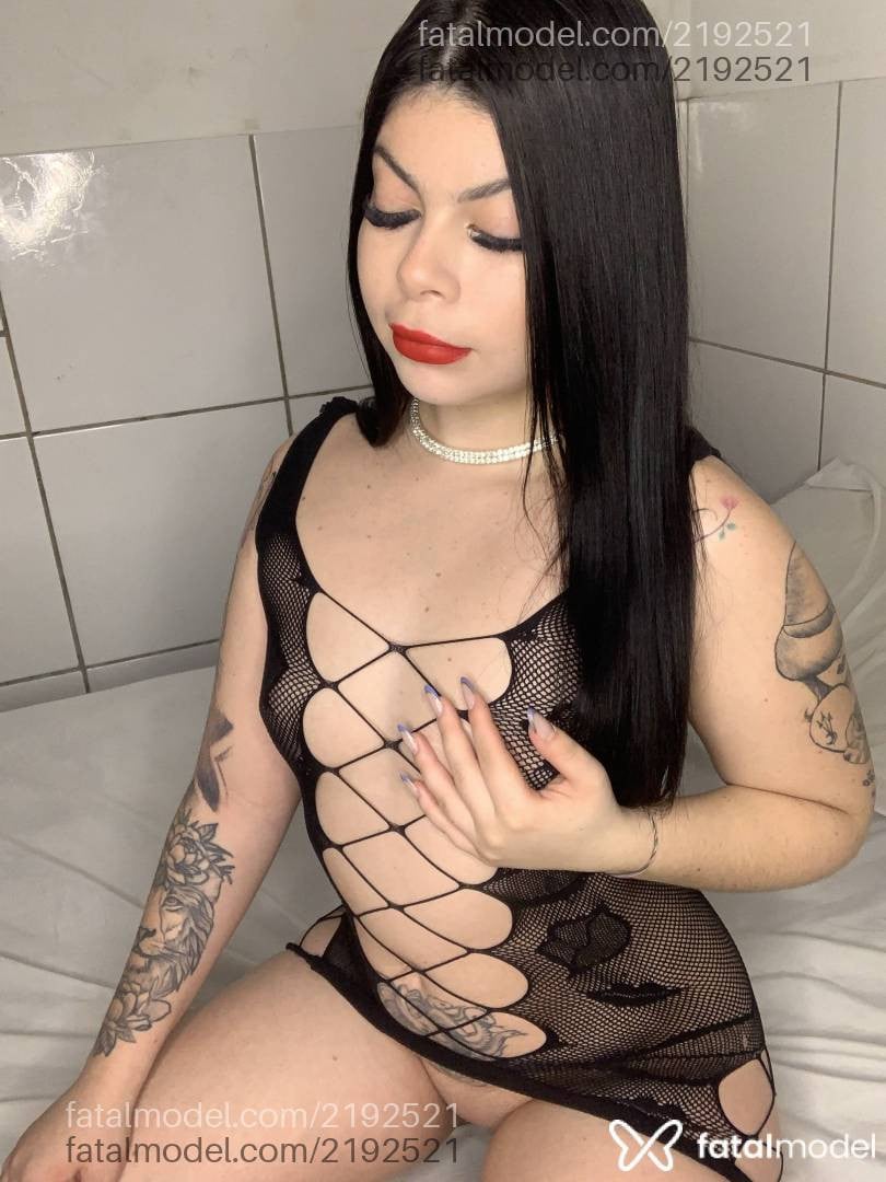 Acompanhante mulher morena (o) de olhos castanhos - Brenda Bueno