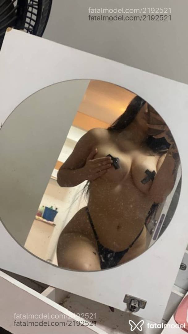 Acompanhante mulher morena (o) de olhos castanhos - ágatha Santtos