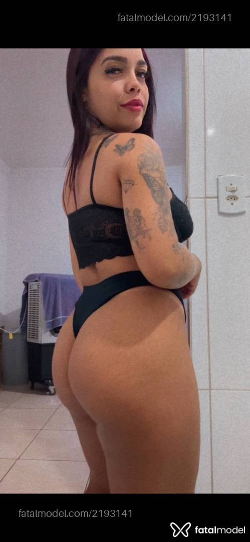 Acompanhante mulher morena (o) de olhos castanhos em Jaíba - Iris Amanda