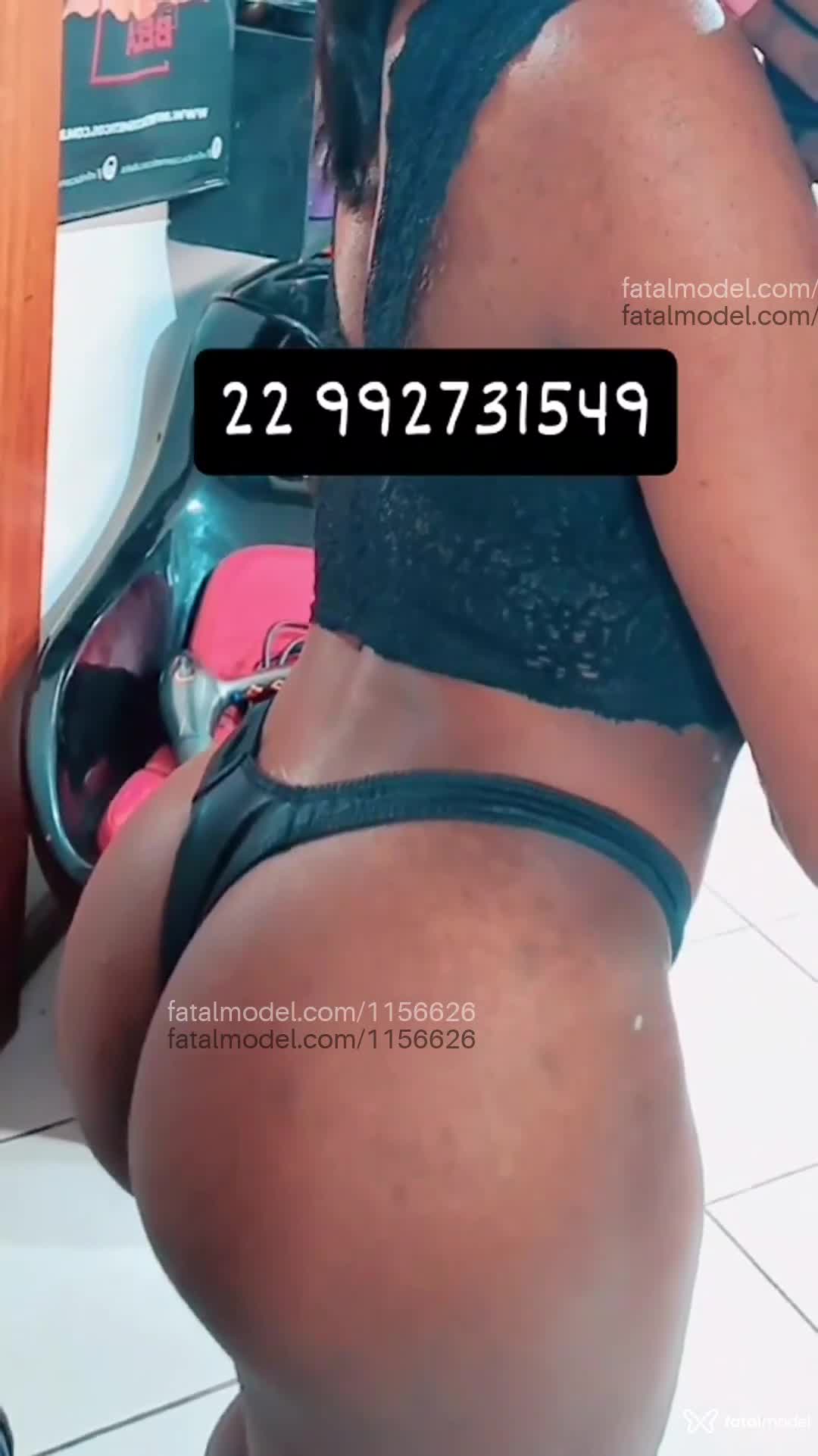 Acompanhante mulher trans com cabelo castanho de olhos castanhos em Bom Jardim - Morena Oliver