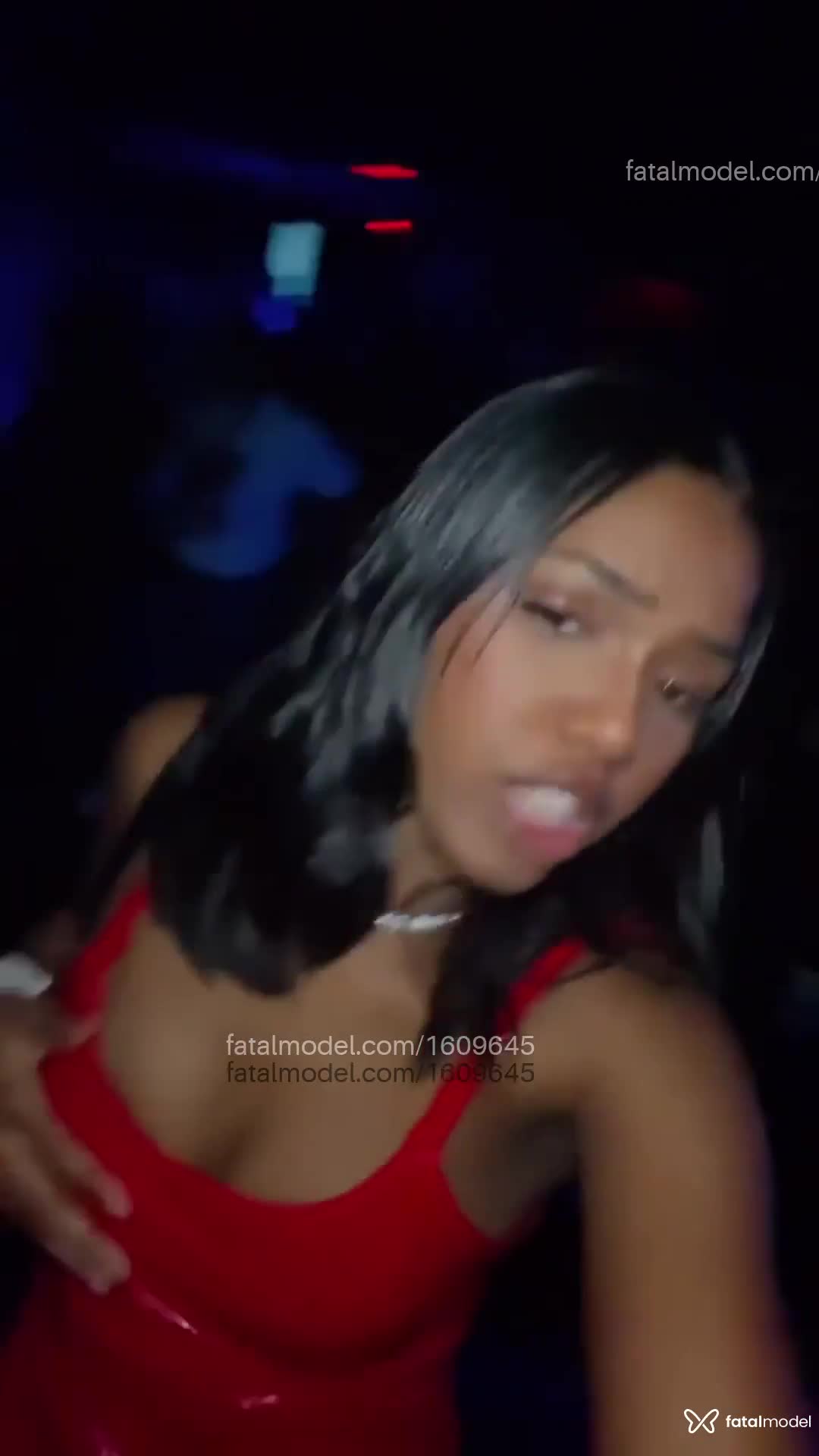 Acompanhante mulher morena (o) de olhos castanhos em Camaçari Acompanhante mulher morena (o) de olhos castanhos em Camaçari - Yasmin Abreu