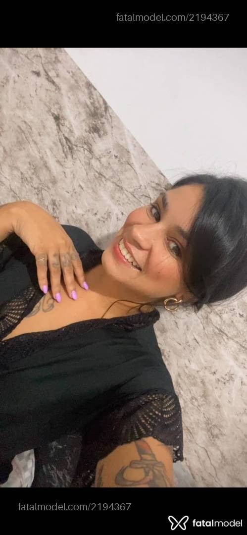 Acompanhante mulher com cabelo castanho de olhos castanhos em Araras Acompanhante mulher com cabelo castanho de olhos castanhos em Araras - Bella