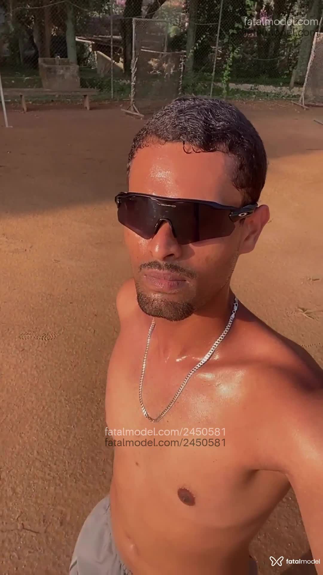 Acompanhante homem morena (o) de olhos castanhos em São Paulo Acompanhante homem morena (o) de olhos castanhos em São Paulo - Dimithrius