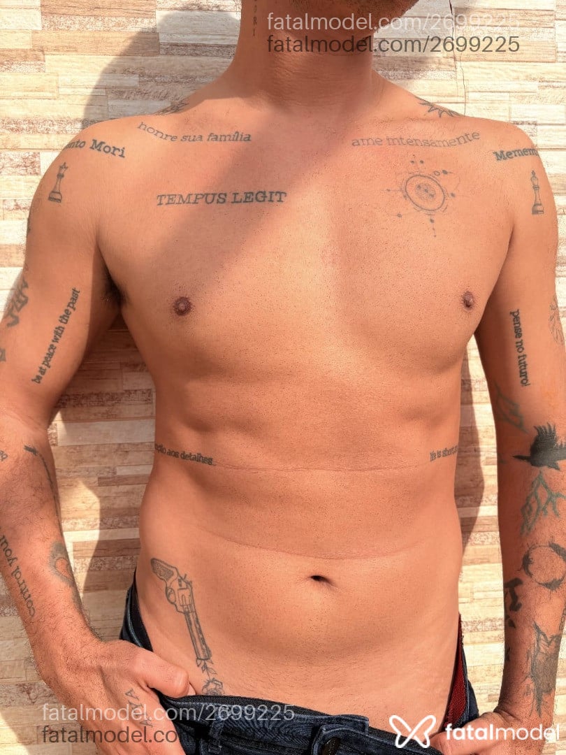 Acompanhante homem morena (o) de olhos pretos em São Paulo Acompanhante homem morena (o) de olhos pretos em São Paulo - Mestiço