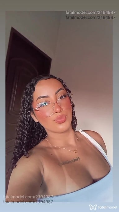 Acompanhante mulher morena (o) de olhos castanhos em Limeira - Rebecca Dias