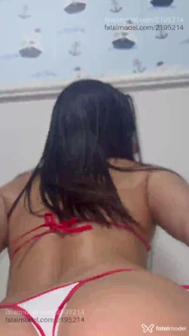 Acompanhante mulher com cabelo castanho de olhos castanhos em Eunápolis Acompanhante mulher com cabelo castanho de olhos castanhos em Eunápolis - Camila